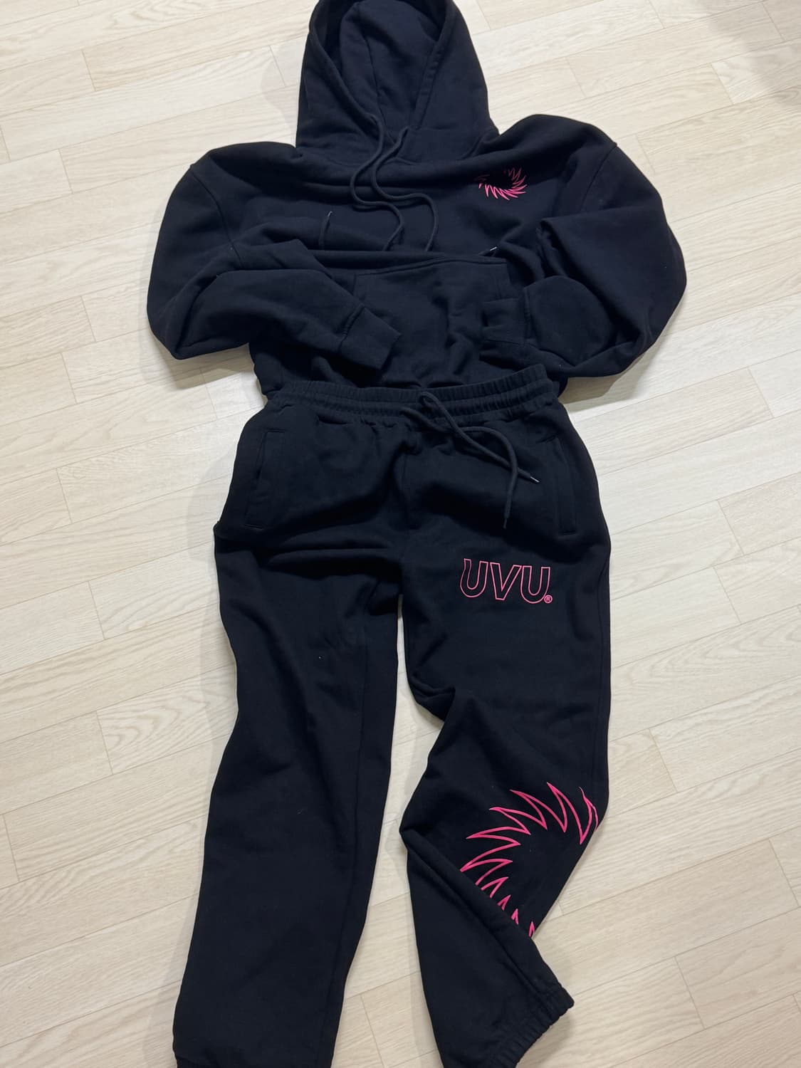 uvu 트레이닝 클럽 셋업(L사이즈) 상품이미지1