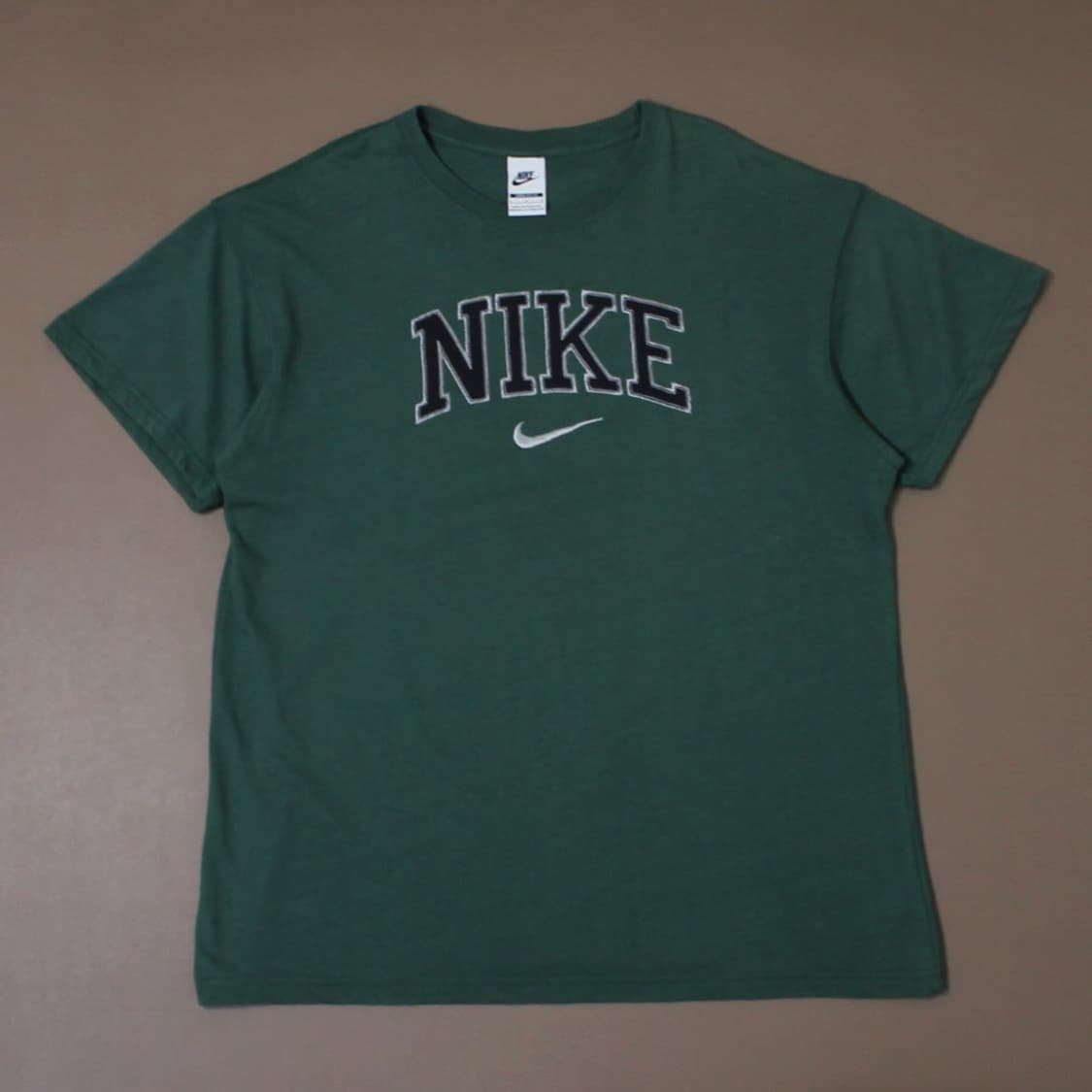 Nike 나이키 올드스쿨 올리브 브린 자수 라운드 반팔 P396 상품이미지1