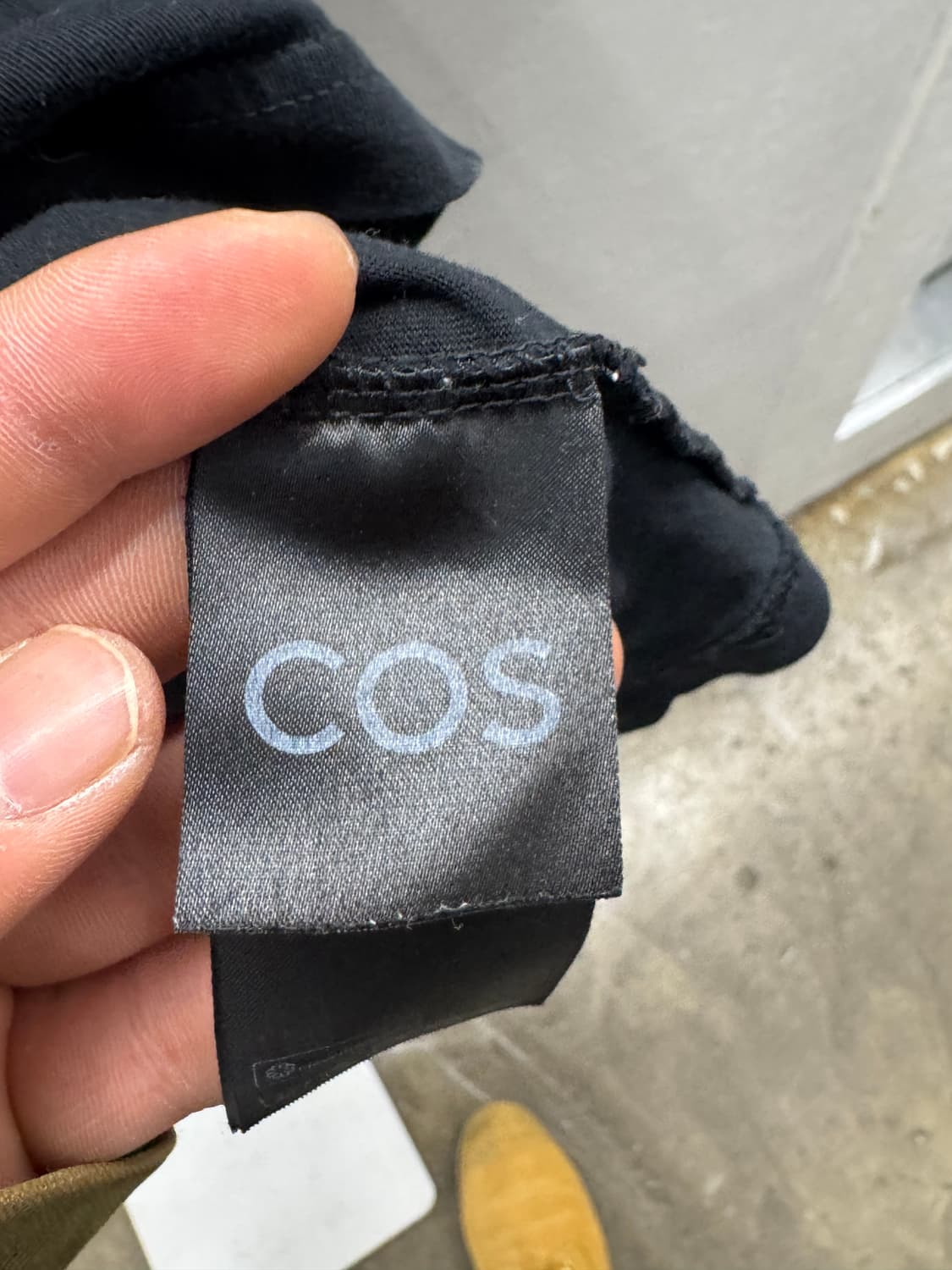 COS 코스 블랙 반팔 티셔츠 L 상품이미지4