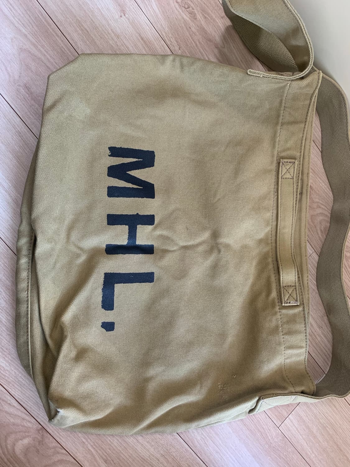 마가렛호웰 크로스백 MHL 상품이미지1