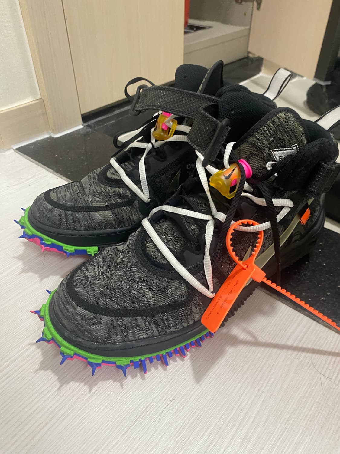 나이키 오프화이트 에어포스1 미드 sp black 상품이미지1