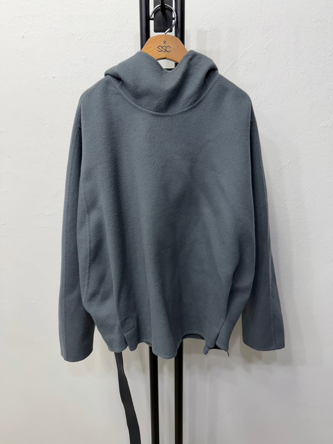 정품) LANVIN 랑방 한섬 가죽 디테일 후드니트 82 상품이미지1