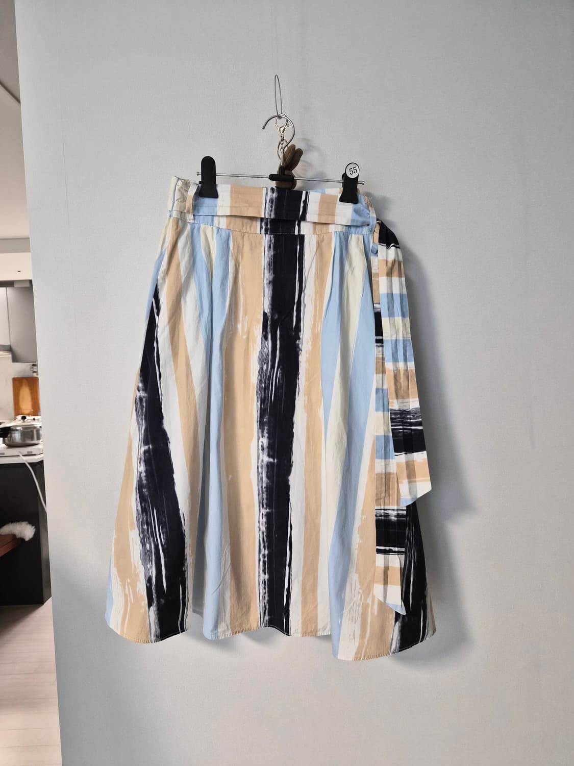 여름 코디 완성! 아티스틱 스트라이프 롱 스커트 끈포함/상태 최상 상품이미지2