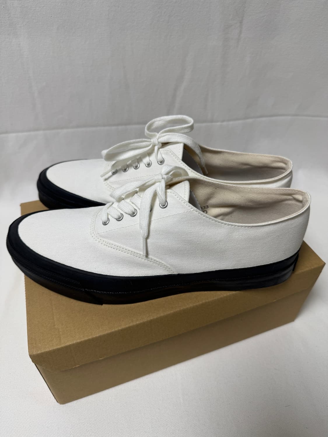 아사히 덱슈즈 모노크롬 스니커즈 새상품 260mm 상품이미지4