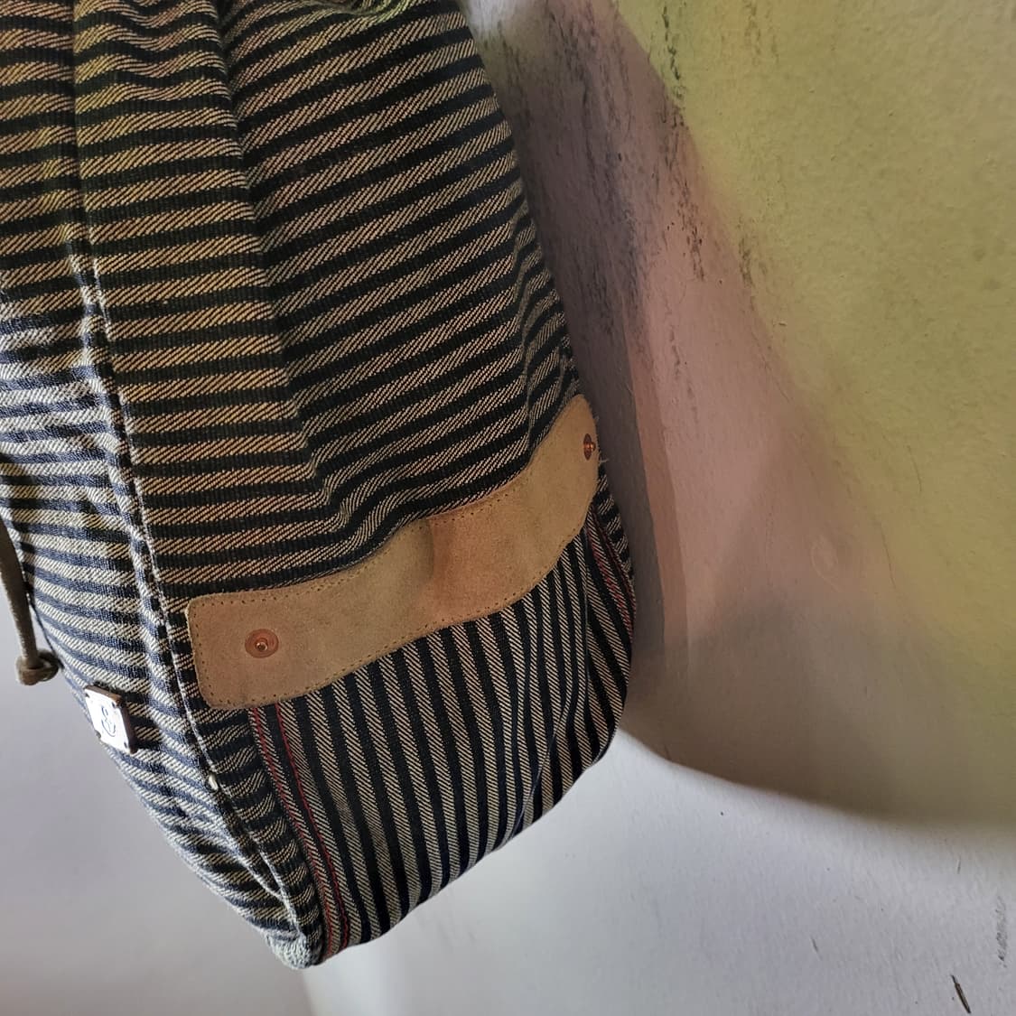 어스 메이드(EARTH MADE) 크로스 백팩 상품이미지6