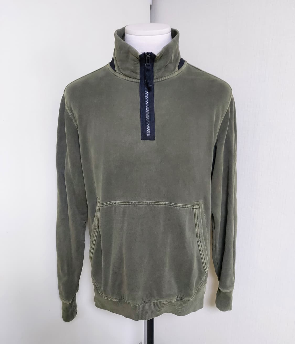 스톤아일랜드 빈티지워싱 남성 기모 반집업(105)

 상품이미지1