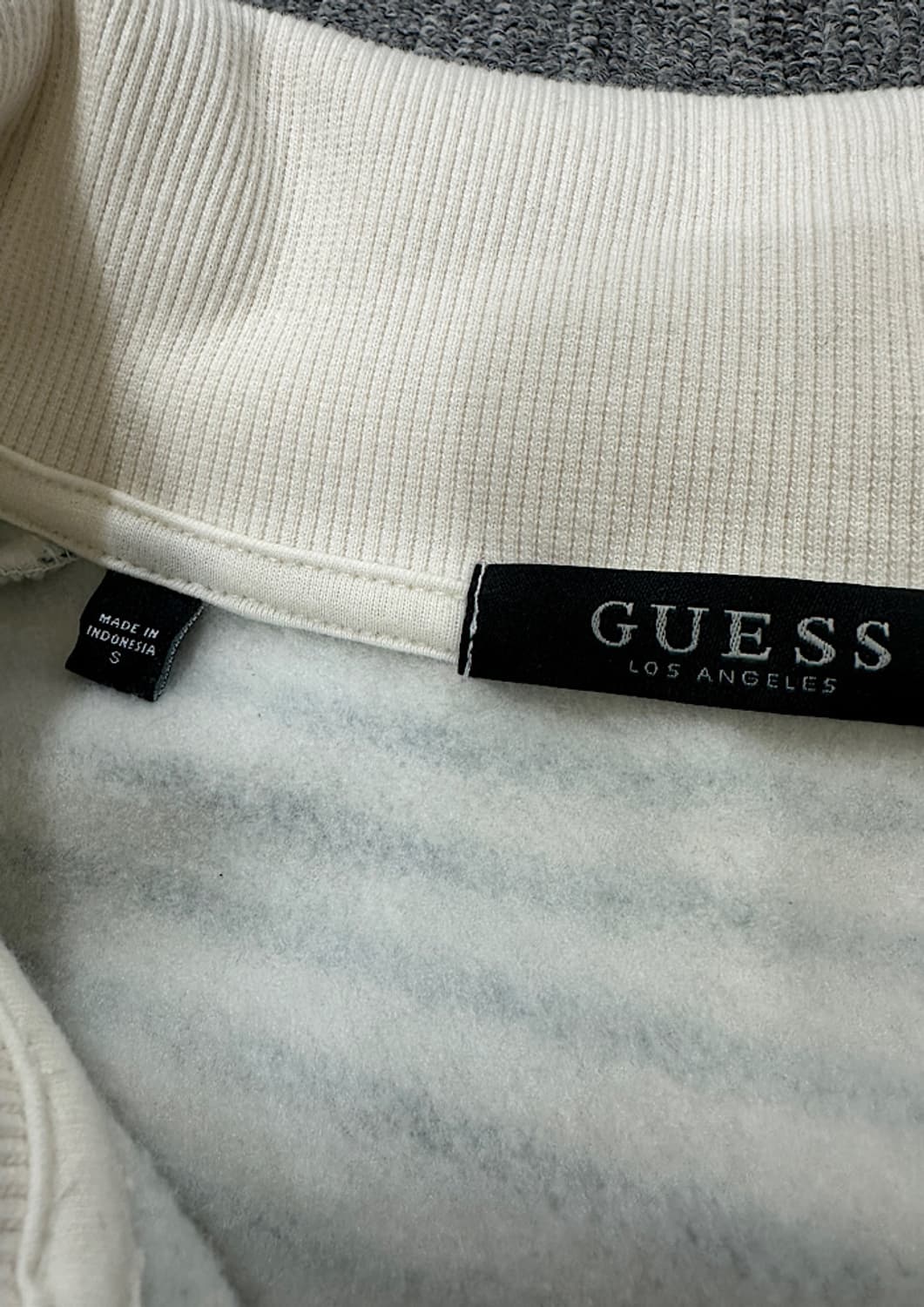 게스 기모 반집업  상품이미지3