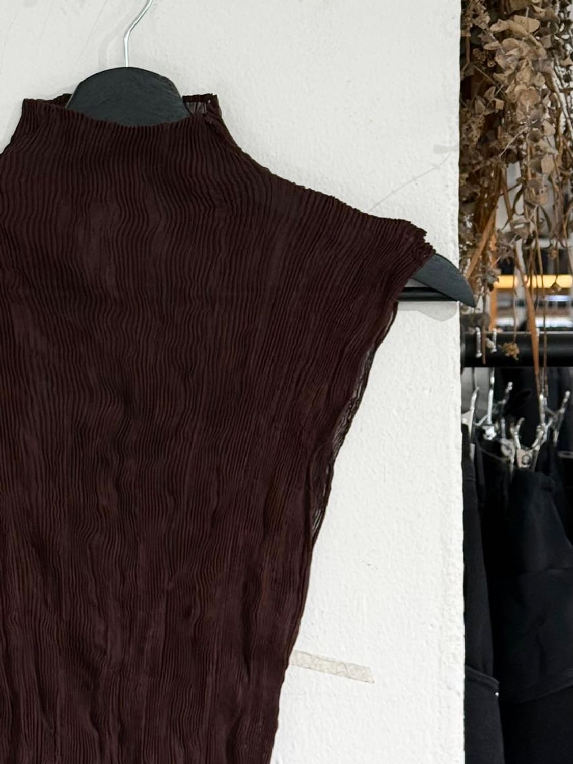 이세이 미야케 화이트라벨 브라운 링컬 슬리브리스 탑 상품이미지3