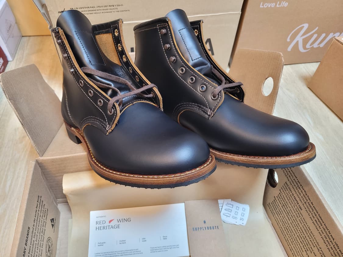 [새상품] 레드윙 벡맨 9060 플랫박스 260 상품이미지1