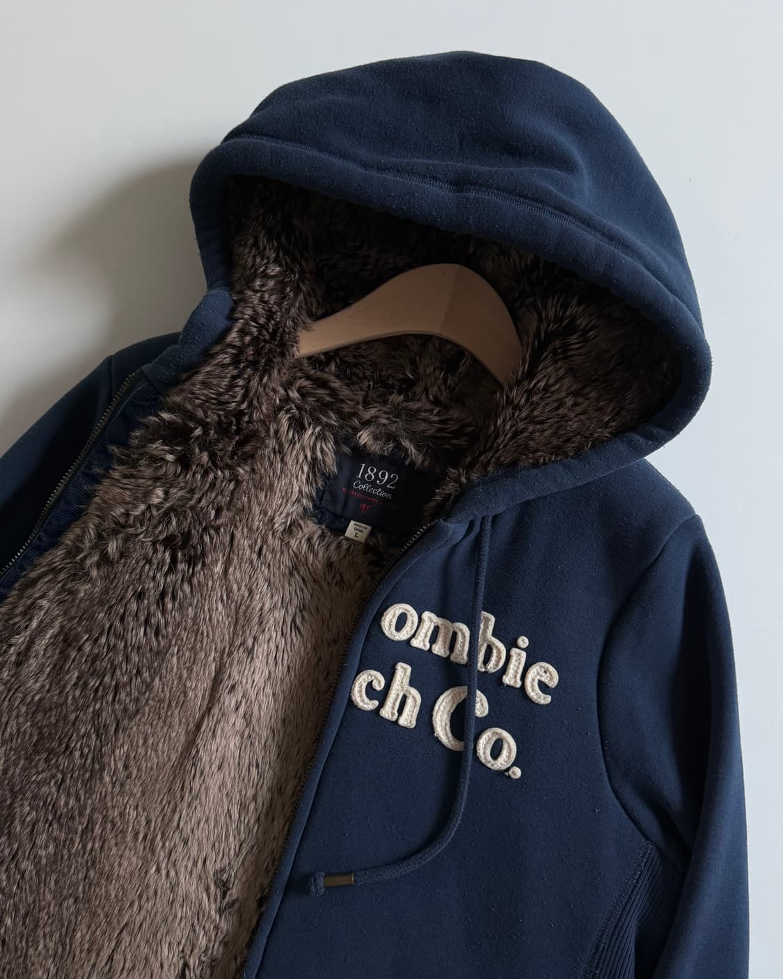 Abercrombie 아베크롬비 네이비 컬러 울프조 상품이미지4