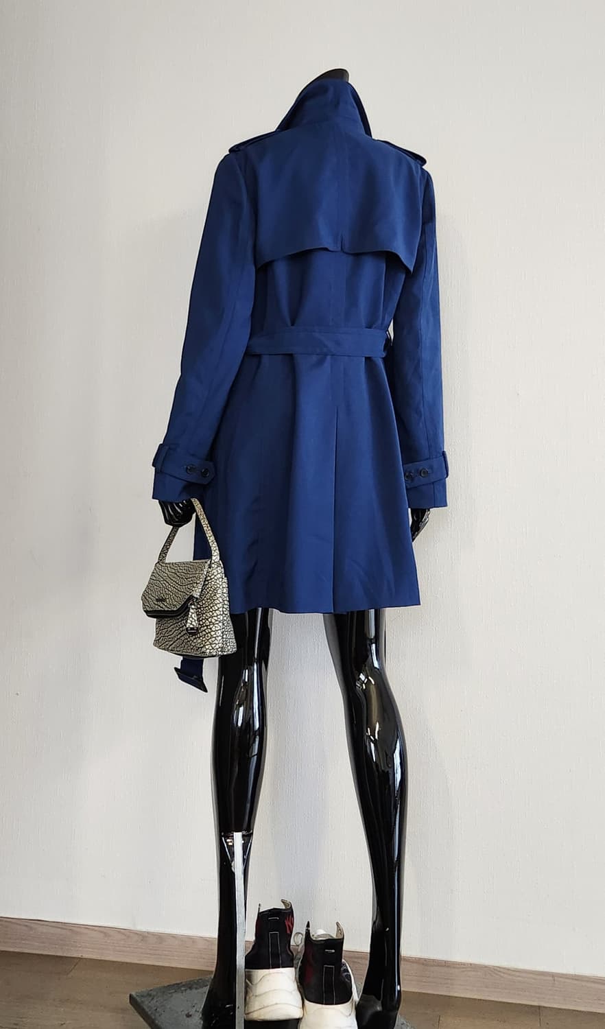 네이비 트렌치코트 상품이미지5