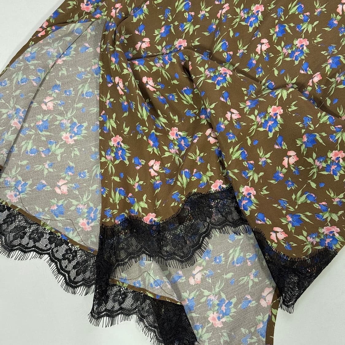 폼더스토어 22 플로럴 레이스 슬릿 스커트 상품이미지2