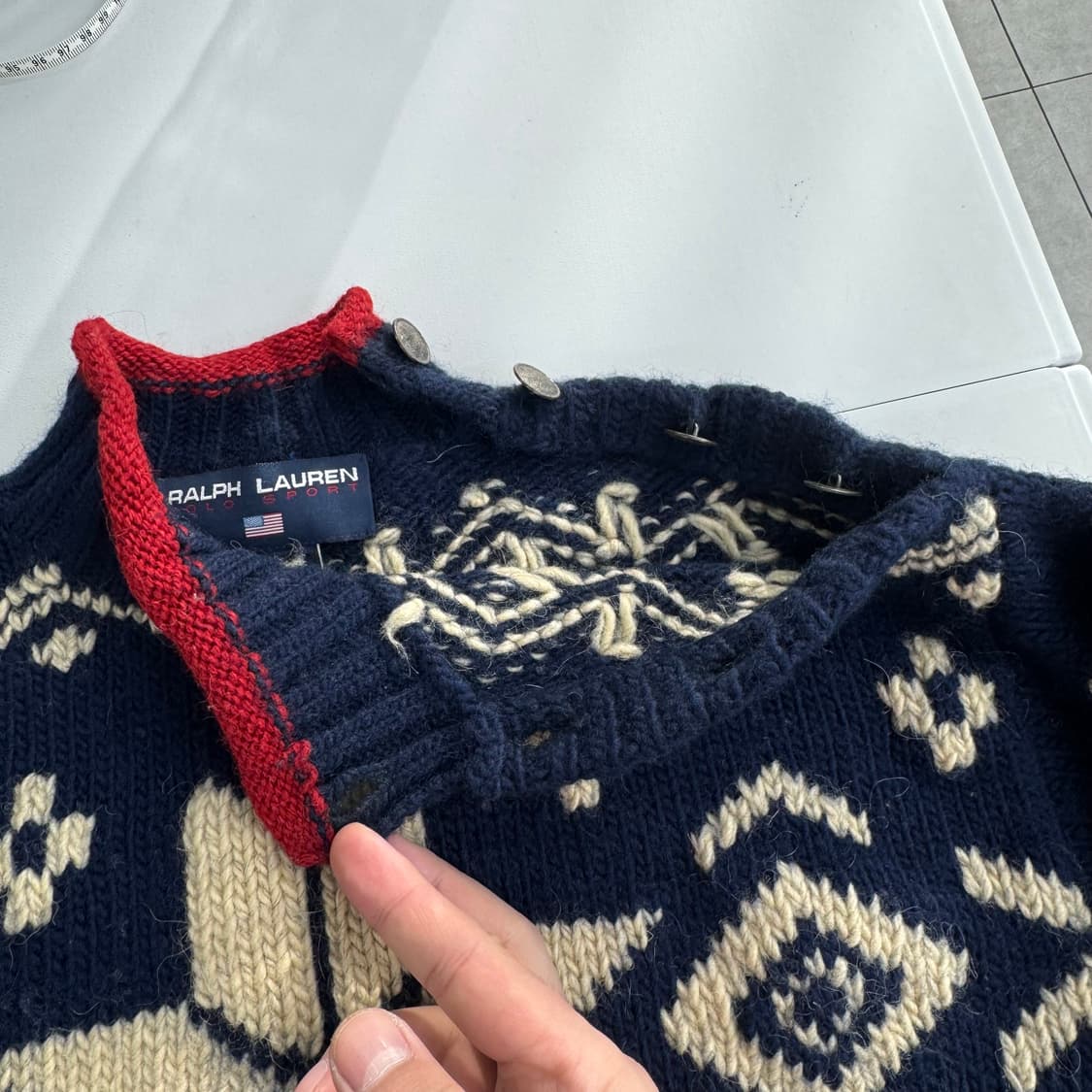 폴로 숄더버튼 니트  상품이미지5