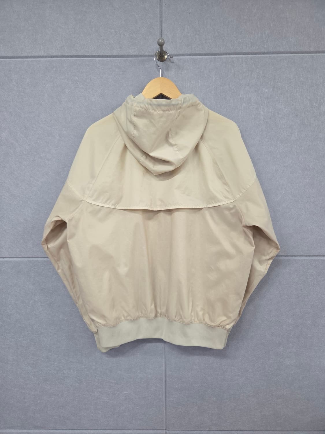 나이키(NIKE) 로고 후드 바람막이 자켓 베이지 상품이미지5