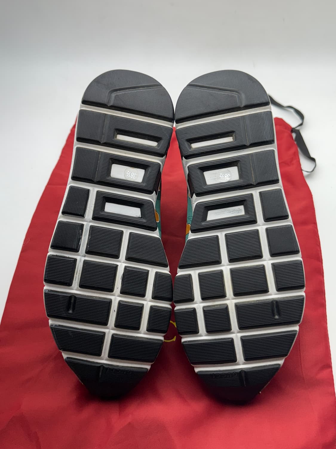 정품)구찌 하트 스니커즈245 상품이미지9