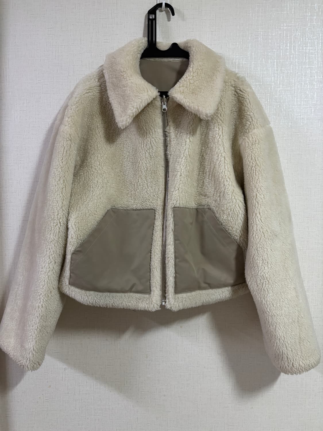 아모멘토 리버서블 시어링 자켓 상품이미지3