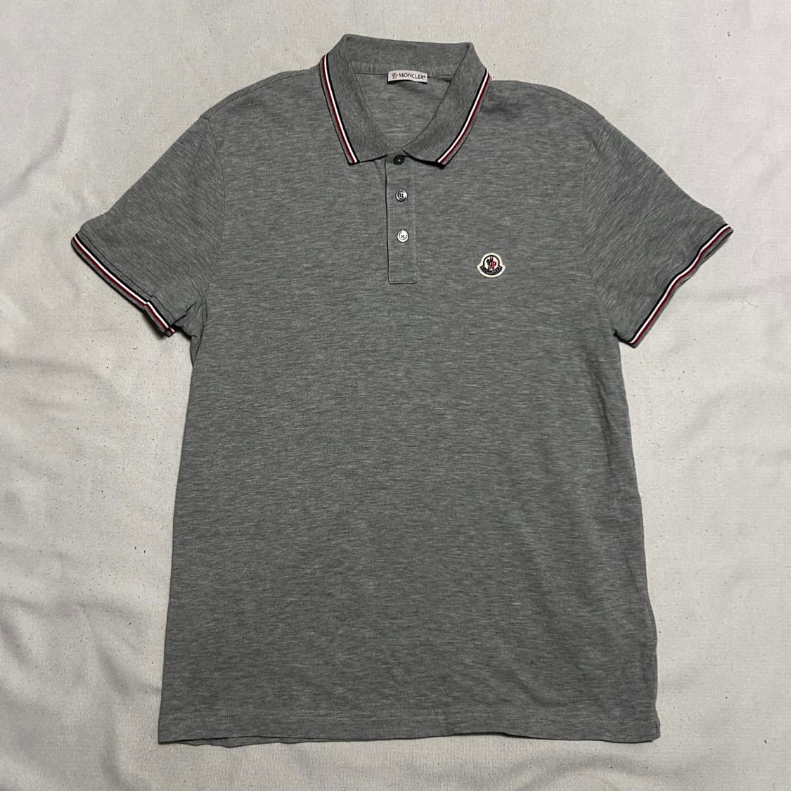 L 몽클레어 그레이 카라 반팔  상품이미지2