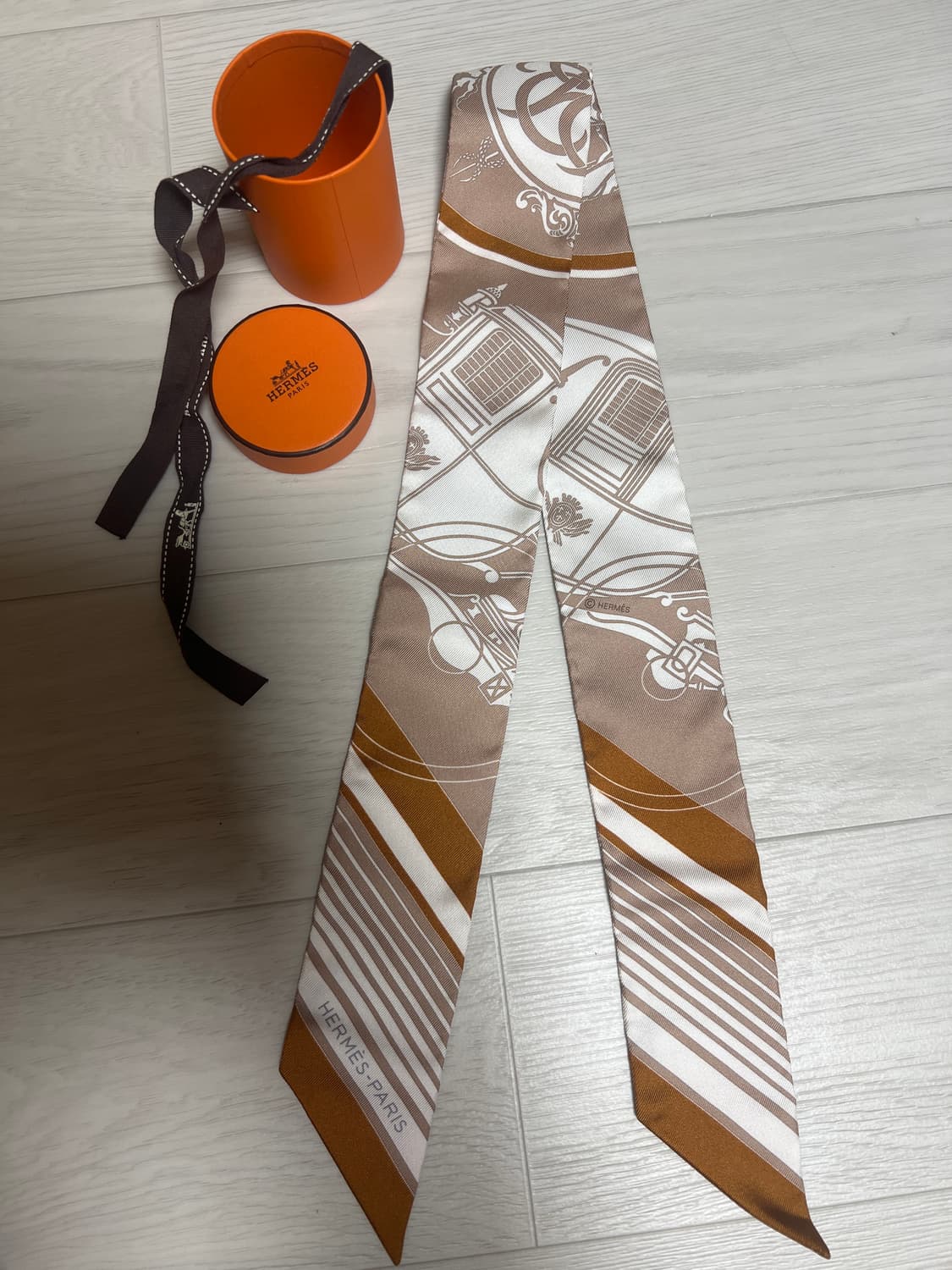 에르메스 트윌리 브라운 새상품 급 상품이미지1