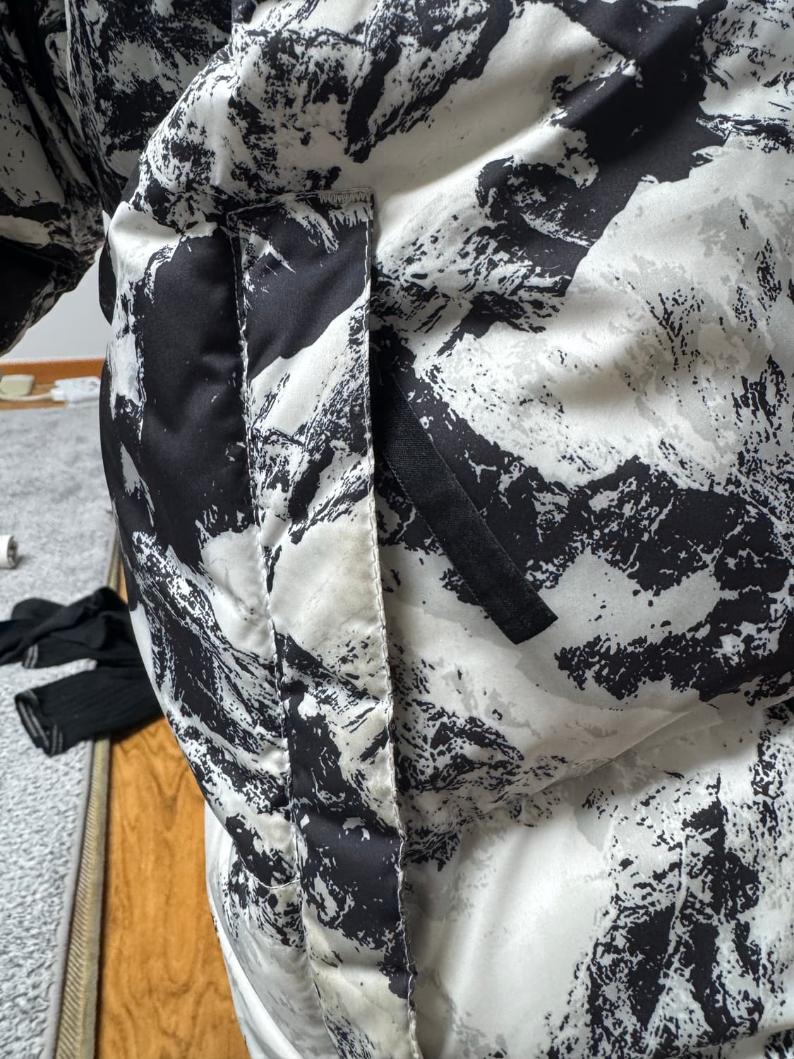 노스페이스 눕시 누트럴 그레이 상품이미지3