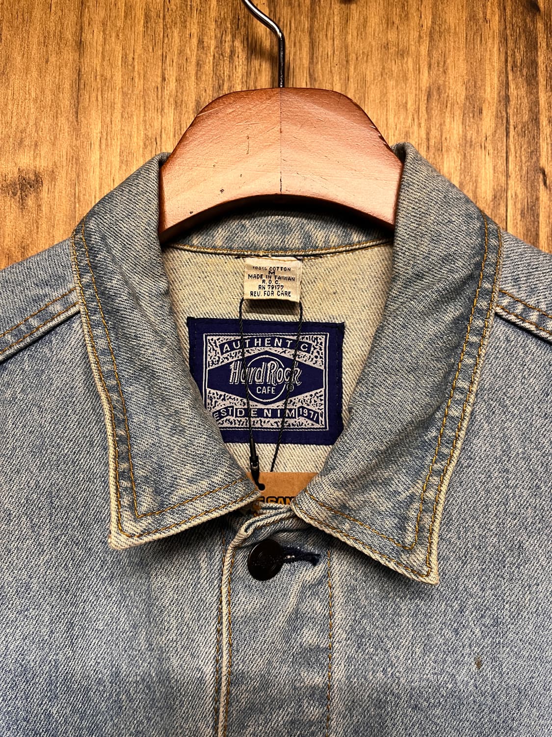 Hard Rock Cafe denim jacket 상품이미지3
