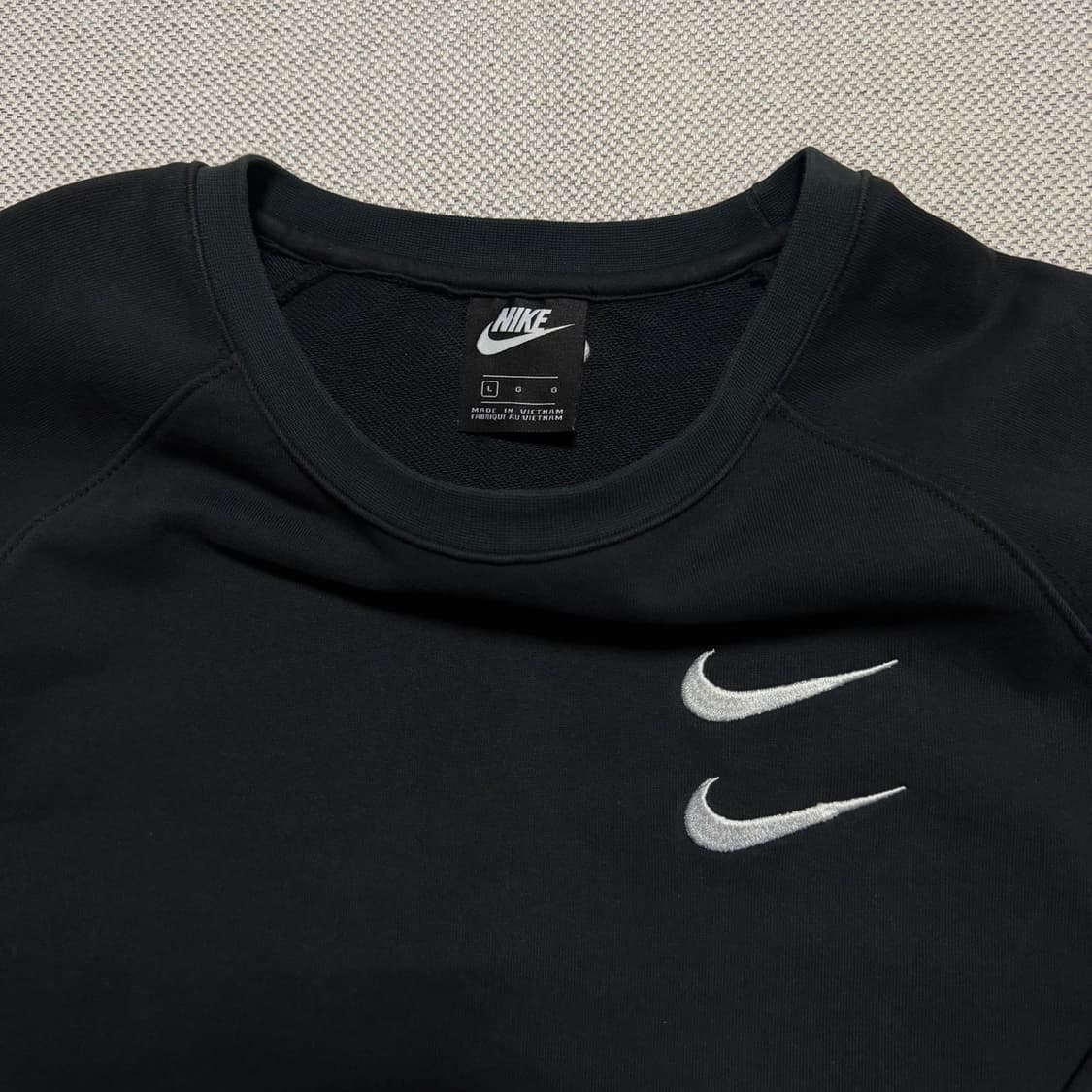 나이키 인터내셔널 빅스우시 맨투맨 상품이미지3