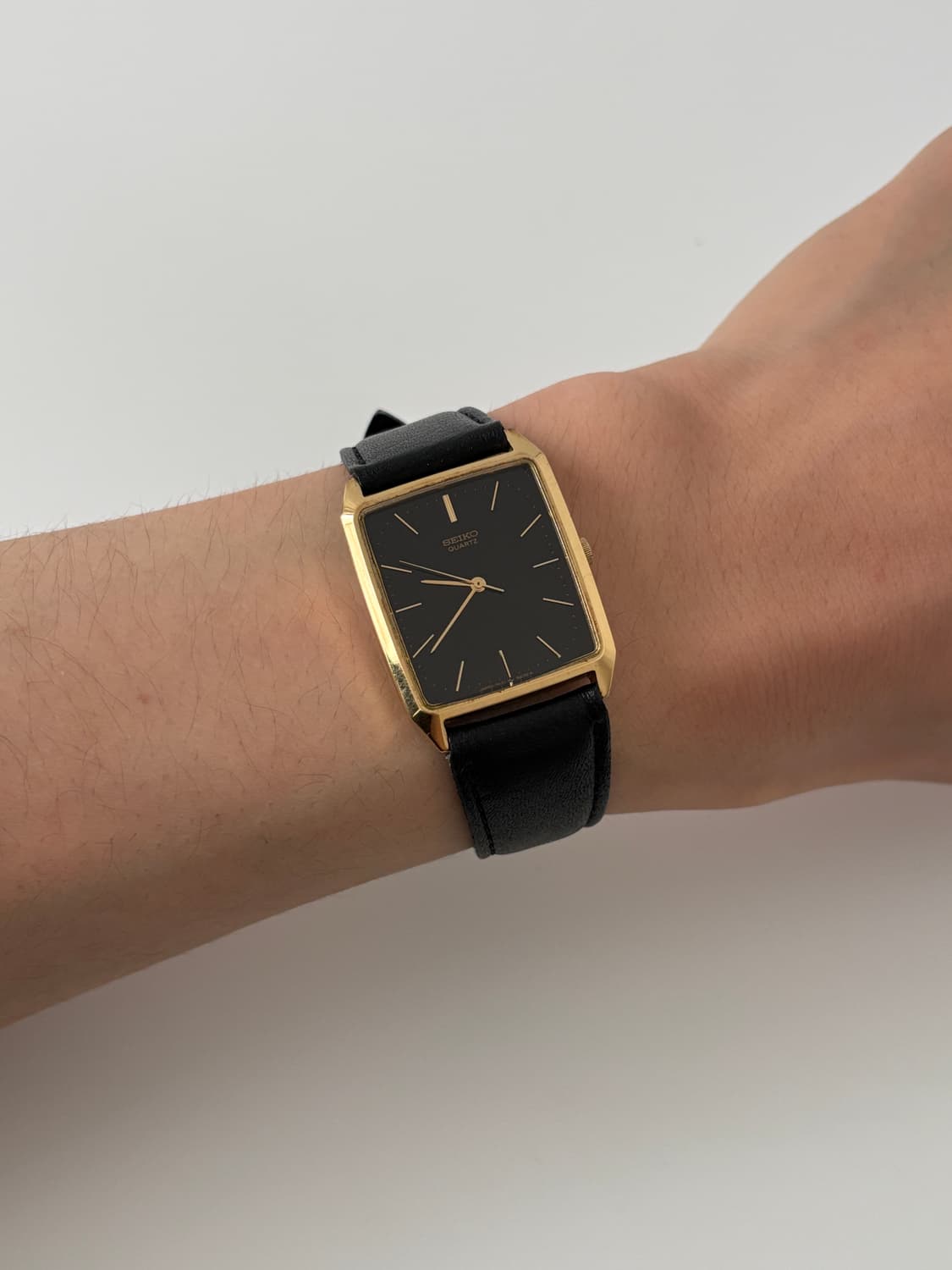 80s black dial gold square quartz 상품이미지1