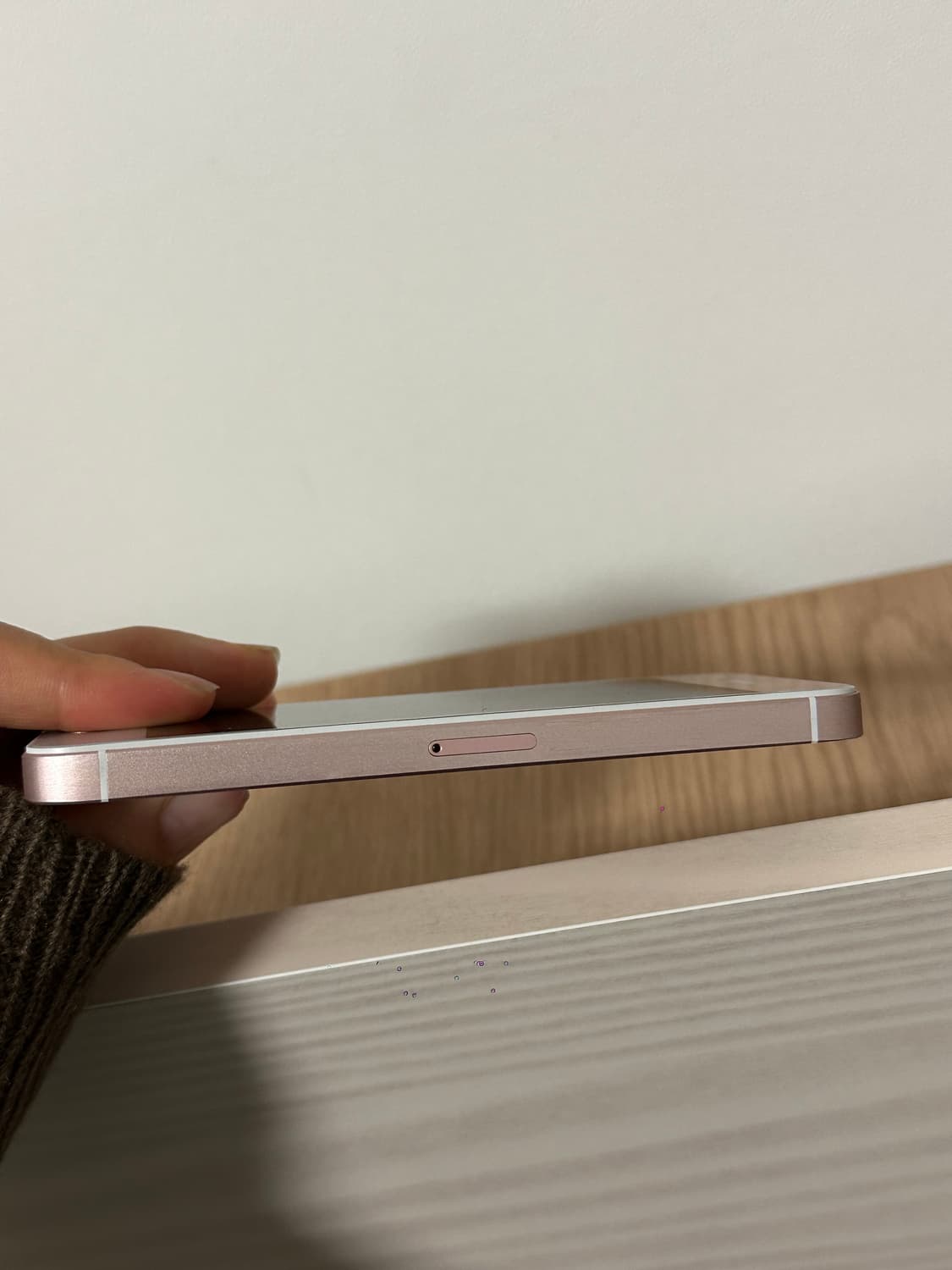 (S급) 아이폰se1 32기가 로즈골드 판매합니다 상품이미지6