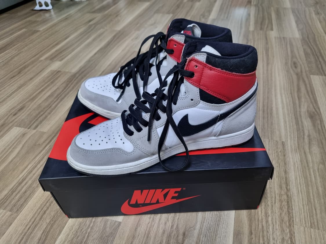 조던 1 레트로 하이 OG 라이트 스모크 그레이 290mm 상품이미지7