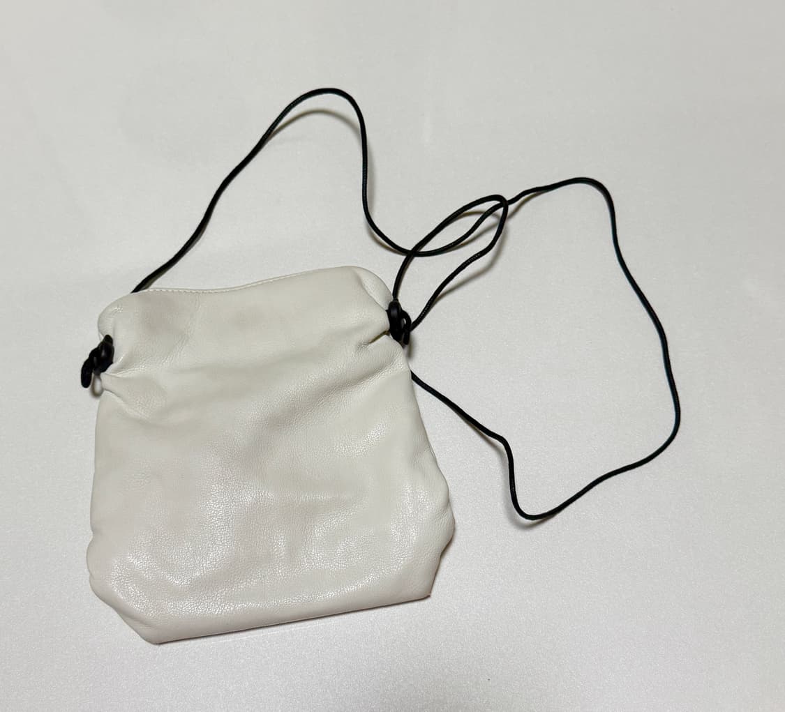 핸드 메이드 레더 스트링 미니 크로스 백 가방 화이트 상품이미지1