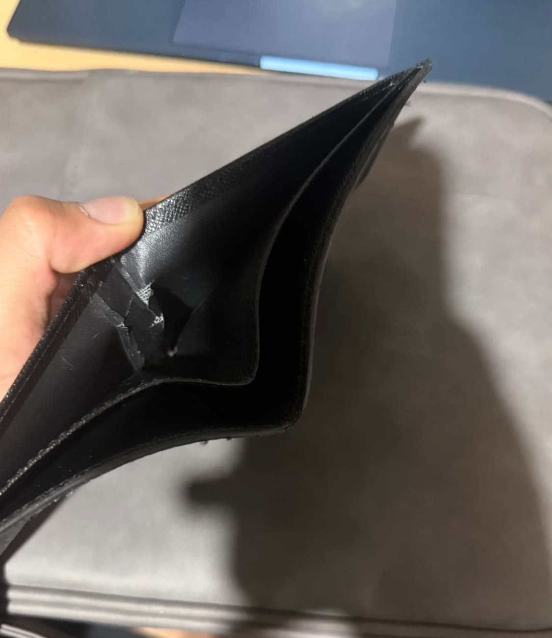 루이비통 멀티플 월렛 모노그램 이클립스 상품이미지6