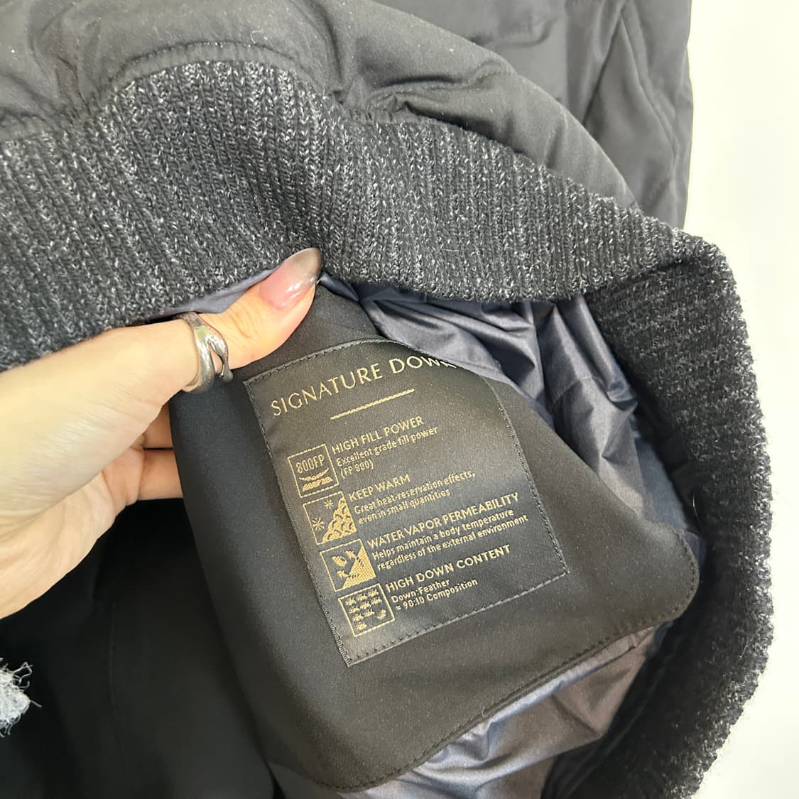 닥스 2021 남성 프리미엄 구스다운 패딩 95 상태최상 상품이미지5