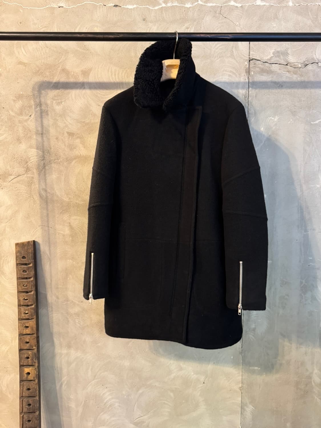 띠어리 시어링 펠트울 라이더 코트 55~66 상품이미지4