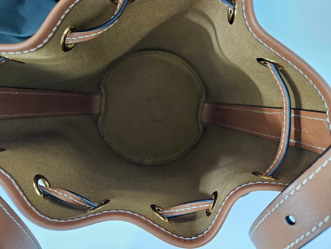 셀린느 트리오페 버킷백 브라운 숄더백(상태좋음) 상품이미지7