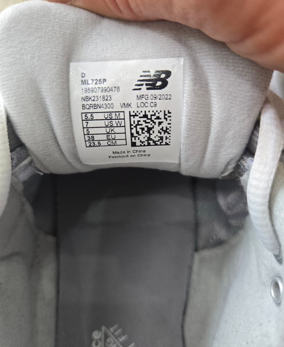 뉴발란스 725 그레이 운동화 상품이미지10