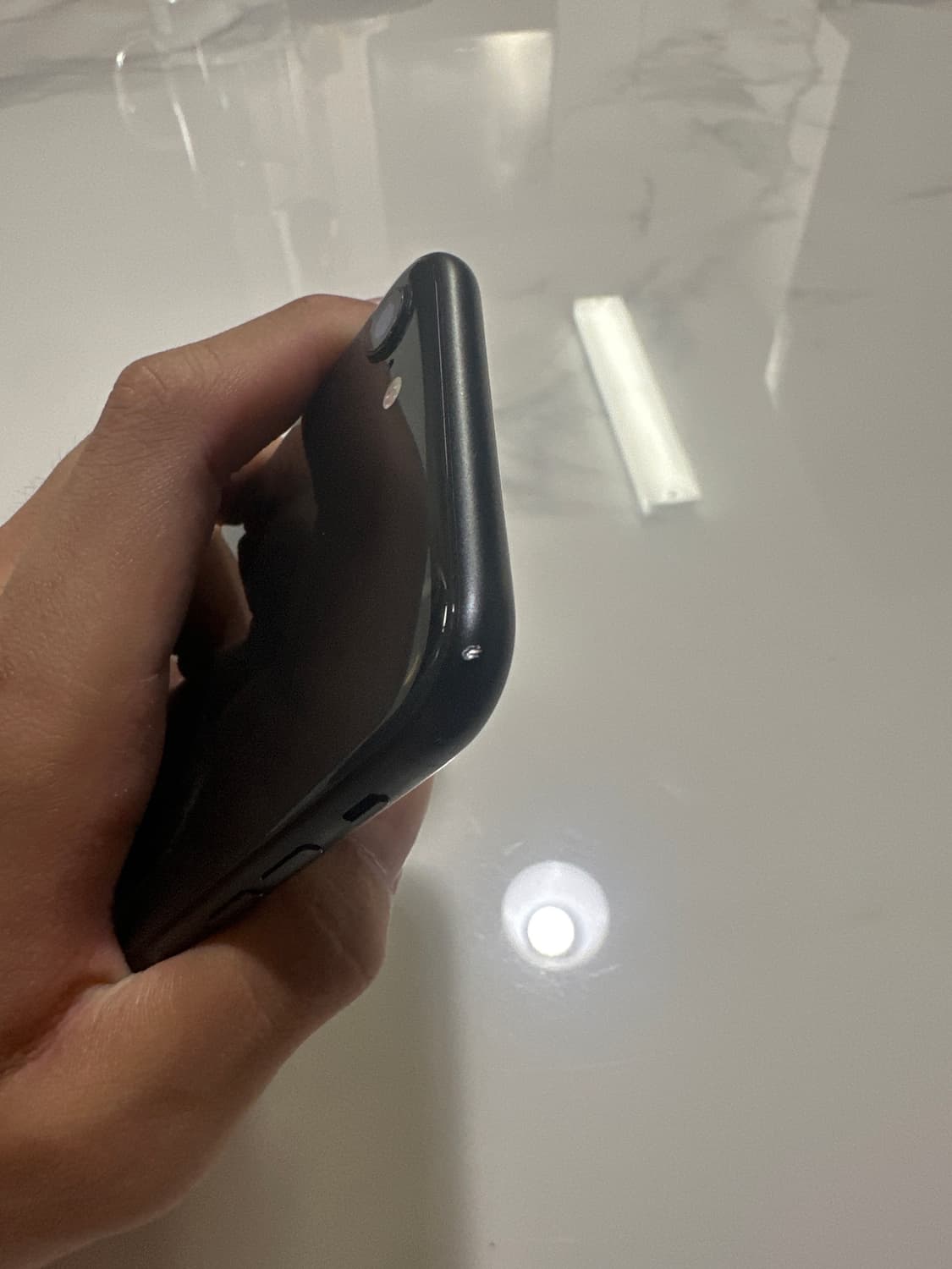 아이폰 se2 블랙 64기가 상품이미지8