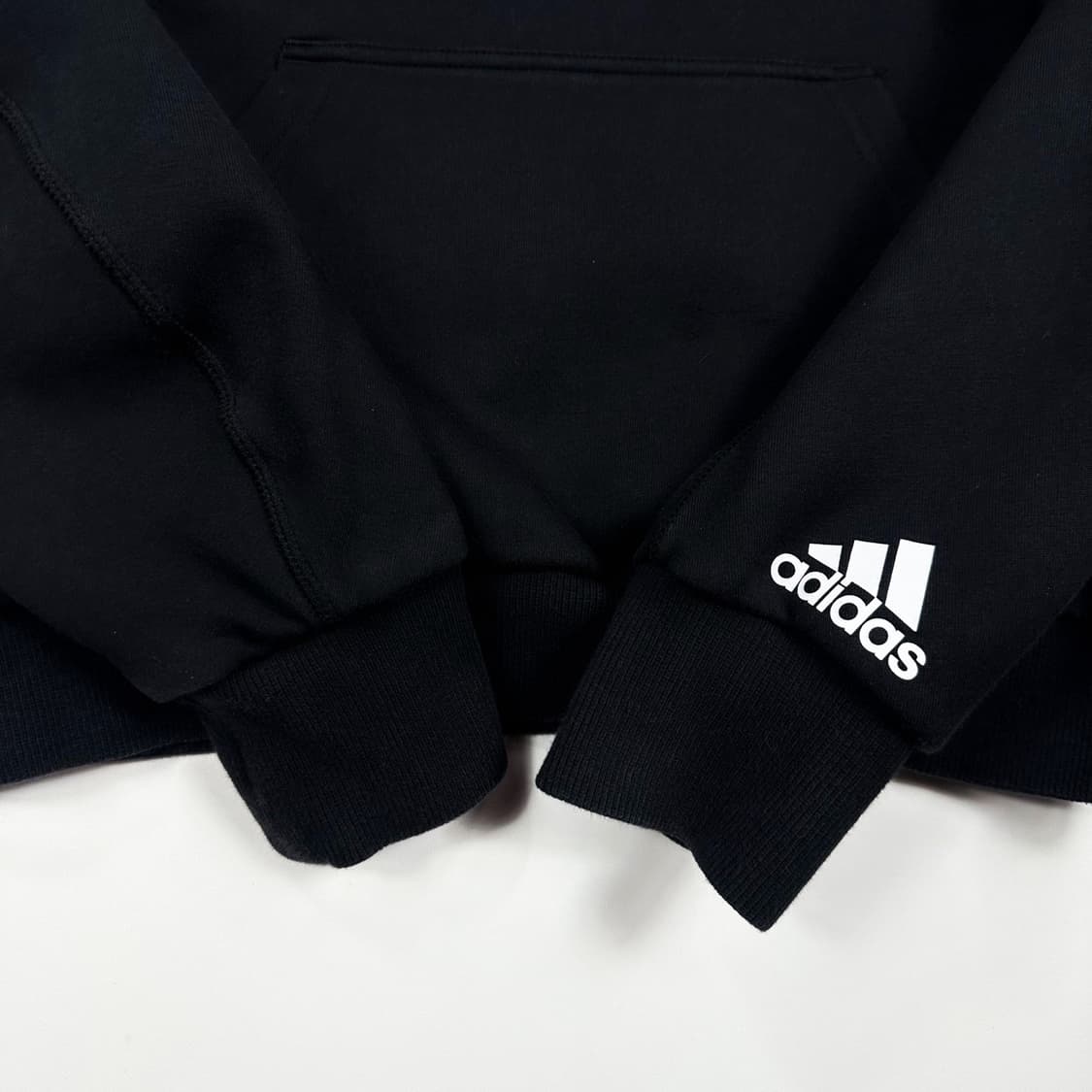 아디다스 오리지널 이니셜 로고 블랙 후드티 (M) 상품이미지4