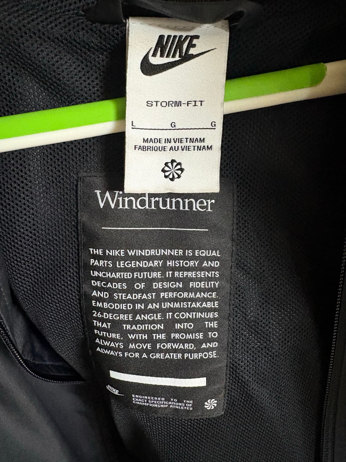 나이키 윈드러너 스톰핏 바람막이 상품이미지3