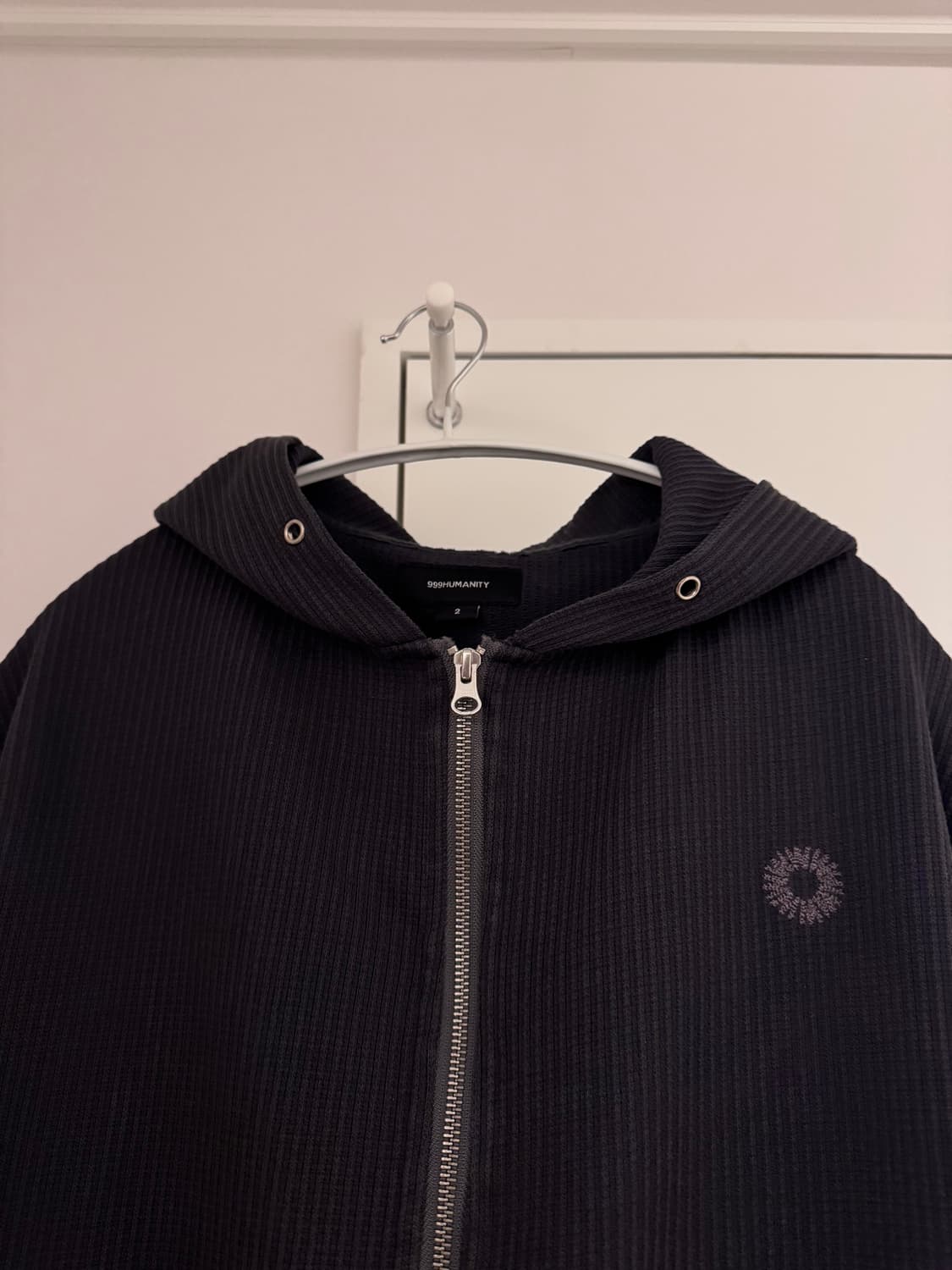 999휴머니티 AV 블리치드 후드집업 차콜 2(m) 상품이미지2