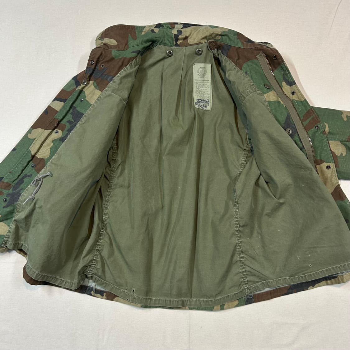 USA 밀리터리 80s M65 필드자켓 우드랜드 카모 미디움 숏 상품이미지6