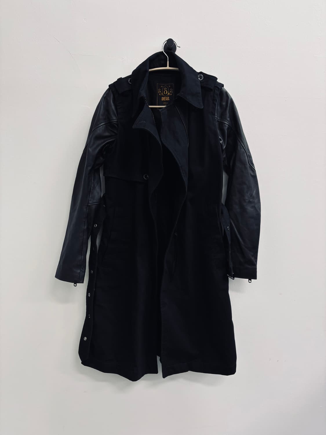 디젤(DIESEL) 양가죽 배색 트렌치 코트 상품이미지2