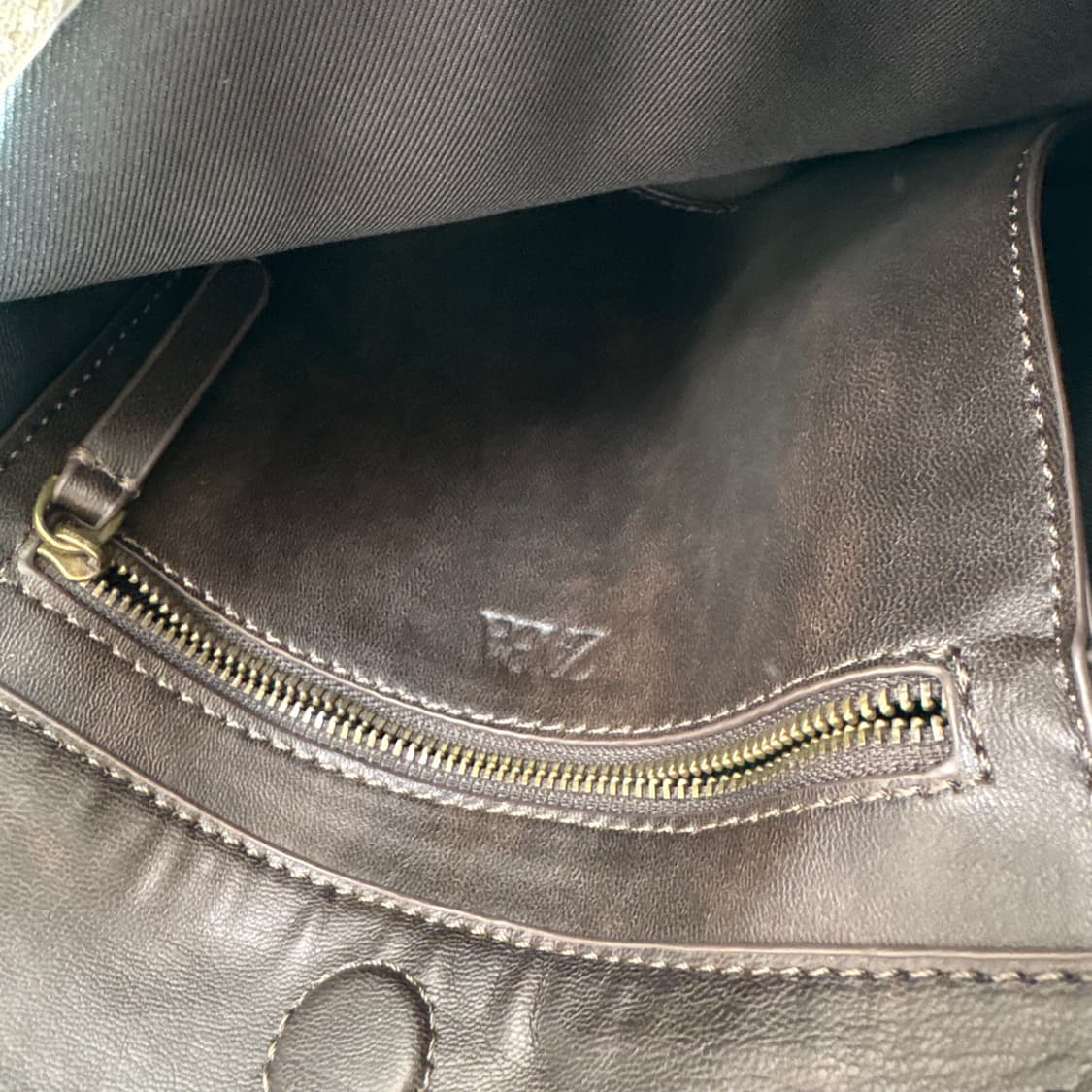 르메르 느낌나는 자라 크로스백  상품이미지4