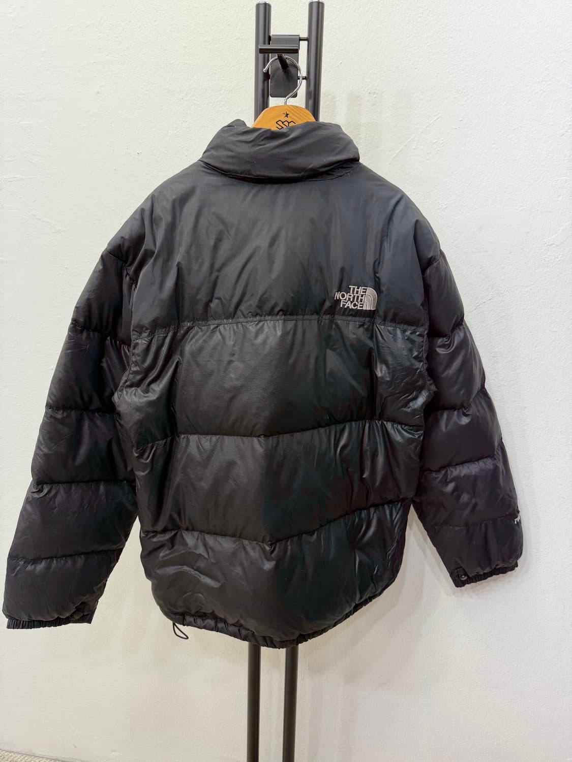 정품) 노스페이스 블랙 눕시패딩 M 상품이미지6