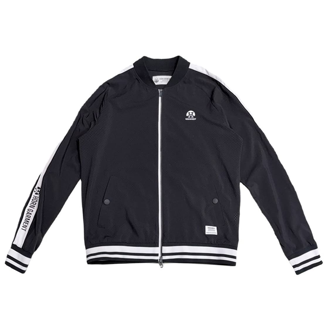 HORN GARMENT 블랙 솔리드 경량 펀칭 윈드브레이커 L 상품이미지1