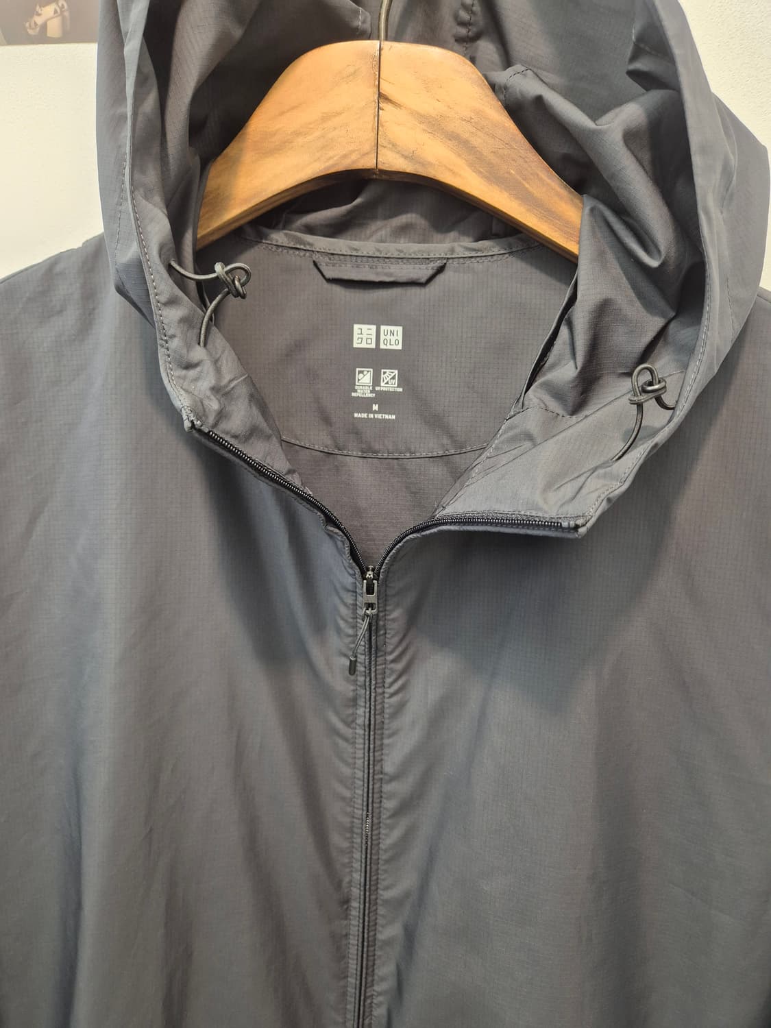 유니클로 바람막이 M 
사이즈   상품이미지2