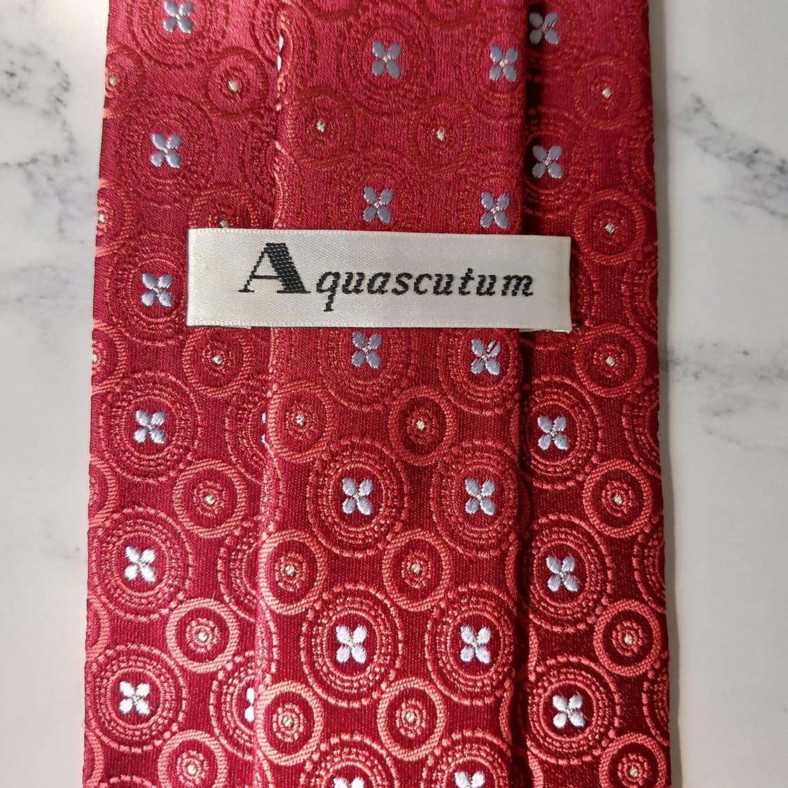 아쿠아스큐텀 넥타이 레드 플라워 패턴 S~A+등급 E896
 상품이미지9