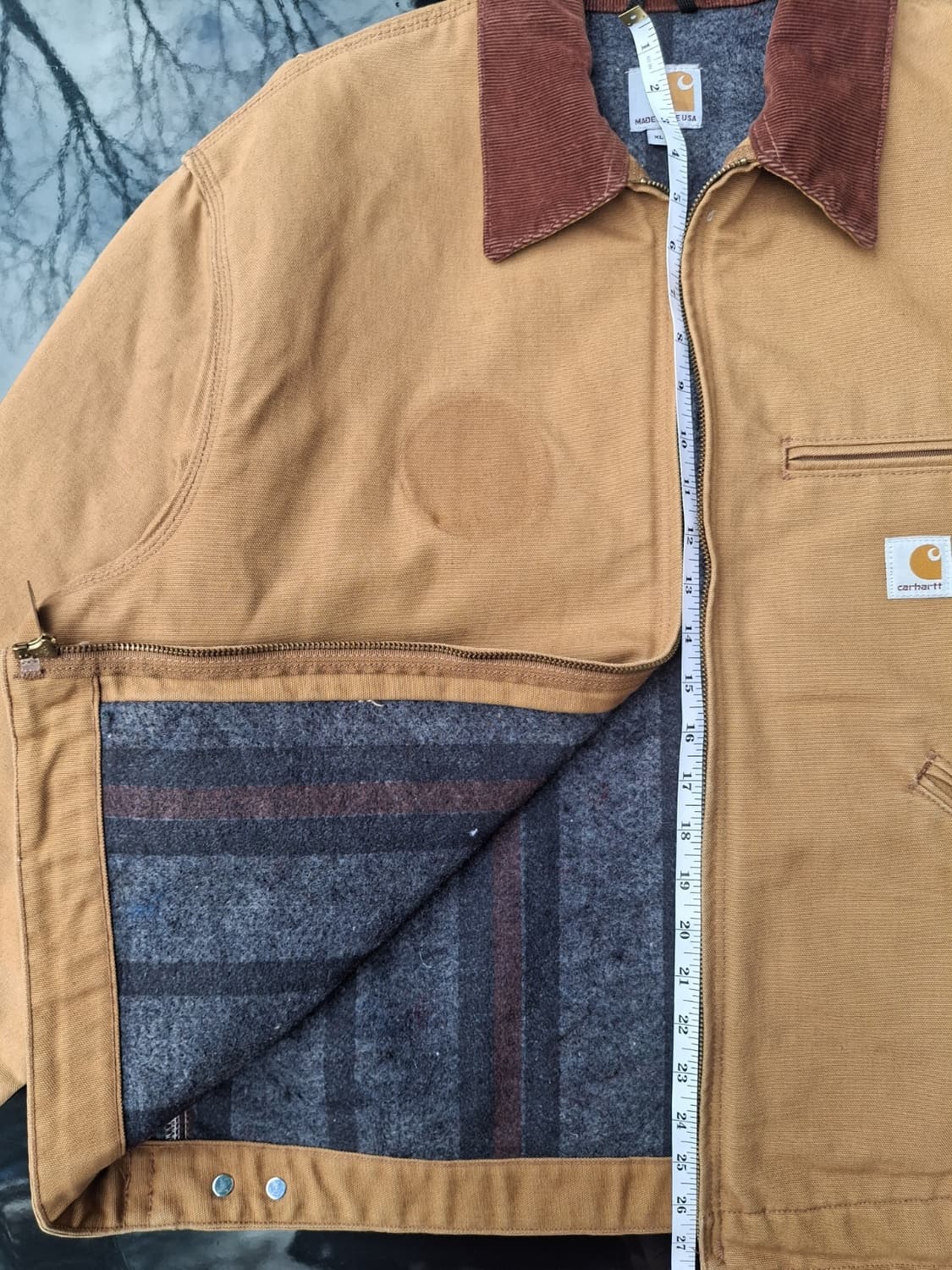 칼하트 디트로이트 USA 플래그 커스텀 자켓 브라운  상품이미지5