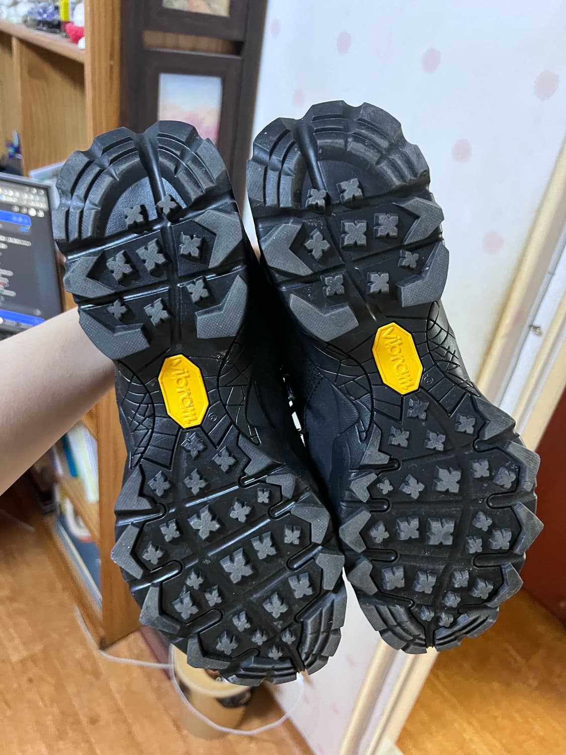 로아 닐 260 사이즈 판매합니다 상품이미지5