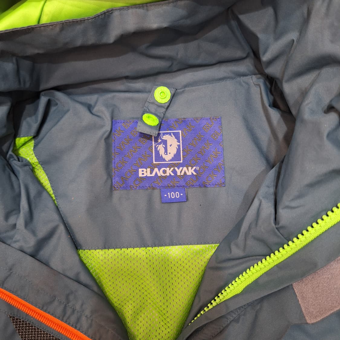 블랙야크  바람막이100 상품이미지2