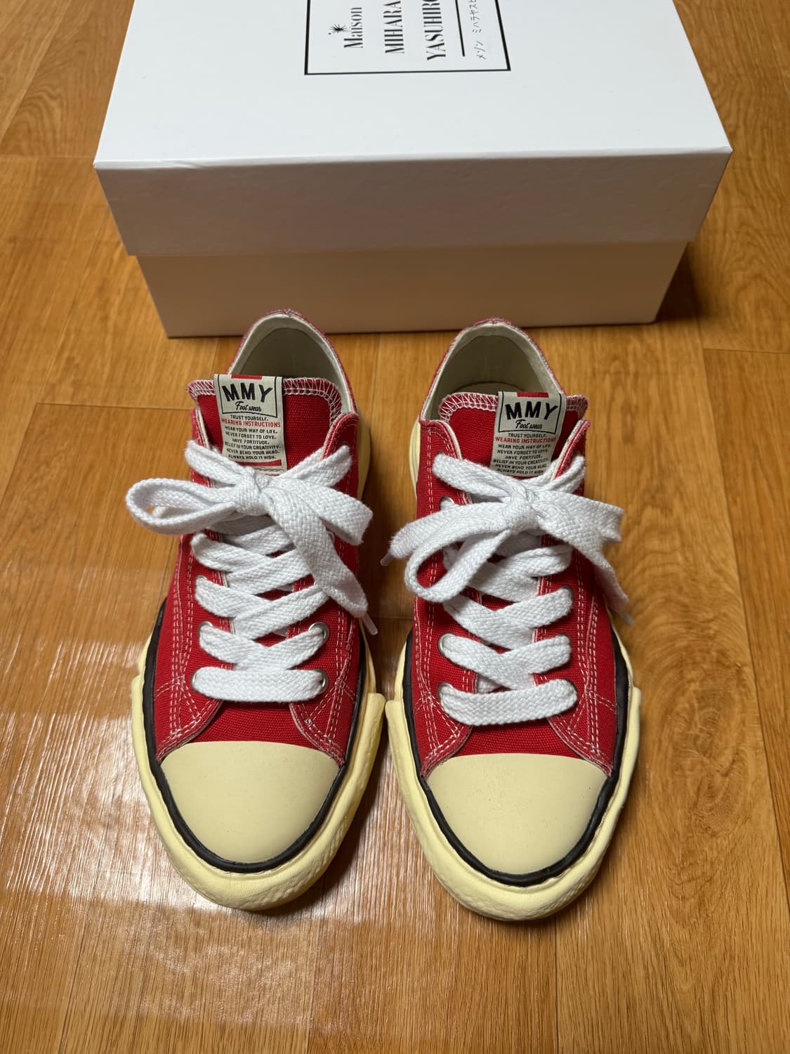 [43] 메종 미하라 야스히로 피터슨 캔버스 로우 스니커즈 레드 상품이미지1
