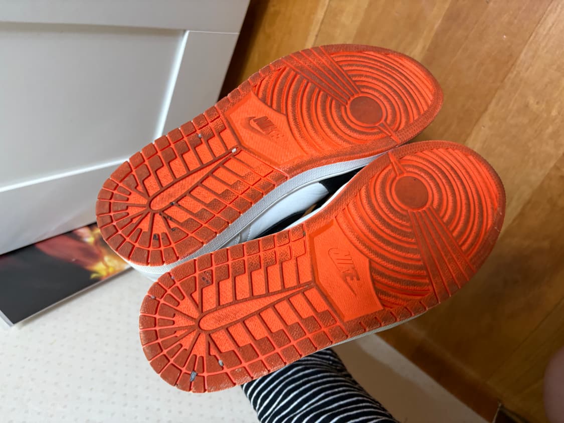 조던1 일렉트릭오렌지 상품이미지3